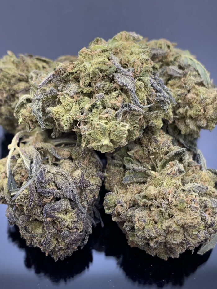 GUMMY BEARS (Sativa) buy 1 oz get 1/2 oz free $59 1/2 $89 OZ