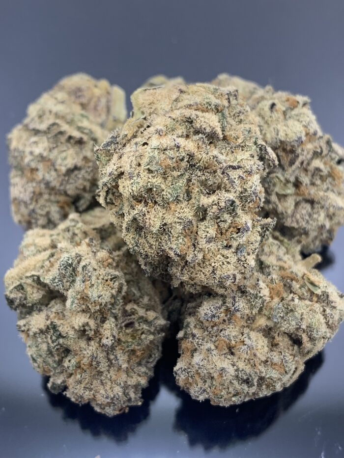 HIPPIE CRASHER (Indica) Buy 1 oz get 1/2 oz free ~ $69 1/2 oz $99 oz